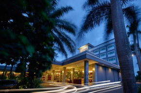  Istana Nelayan Hotel  Тангеранг